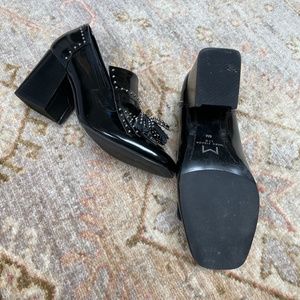 Marc Fisher Heeled Black Patent Loafer w Tassel
